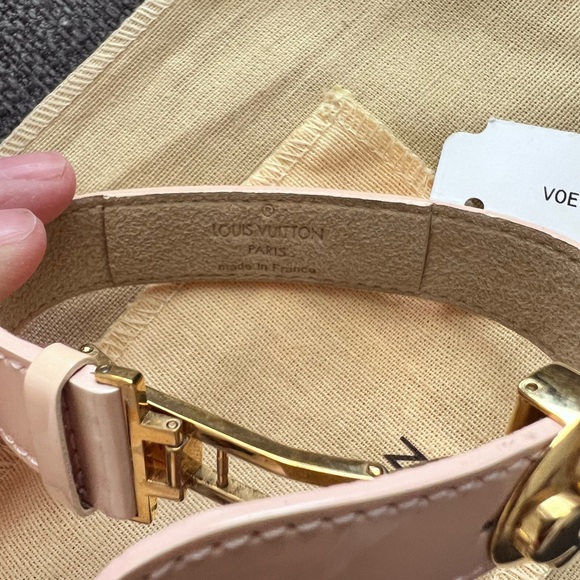 Louis Vuitton Marshmellow monogram wish bracelet - Picture 3 of 7